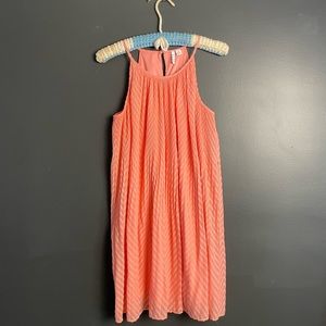 641. Elle Woman’s Cute Peach Flowy Dress